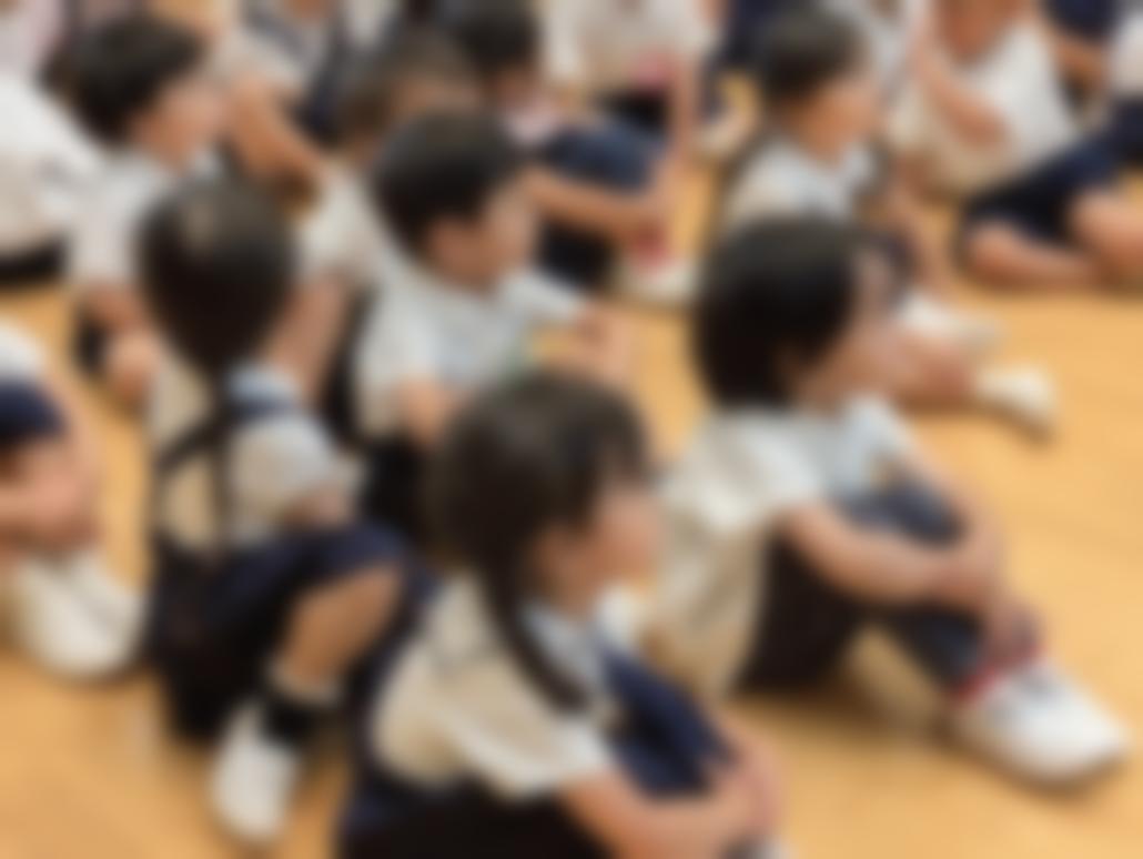 nƎ 4