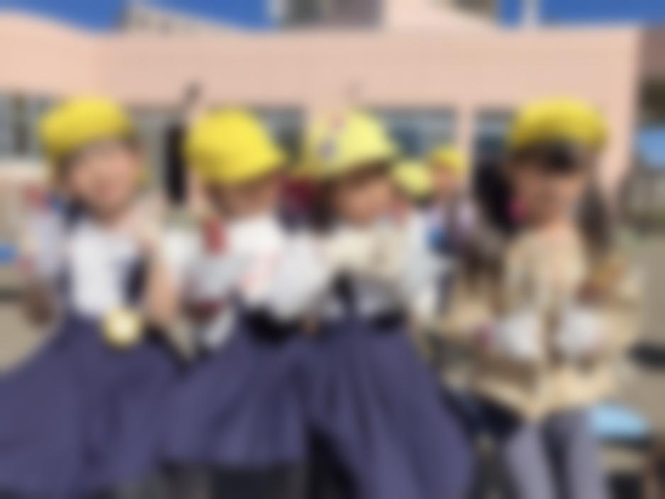 ₫ 2